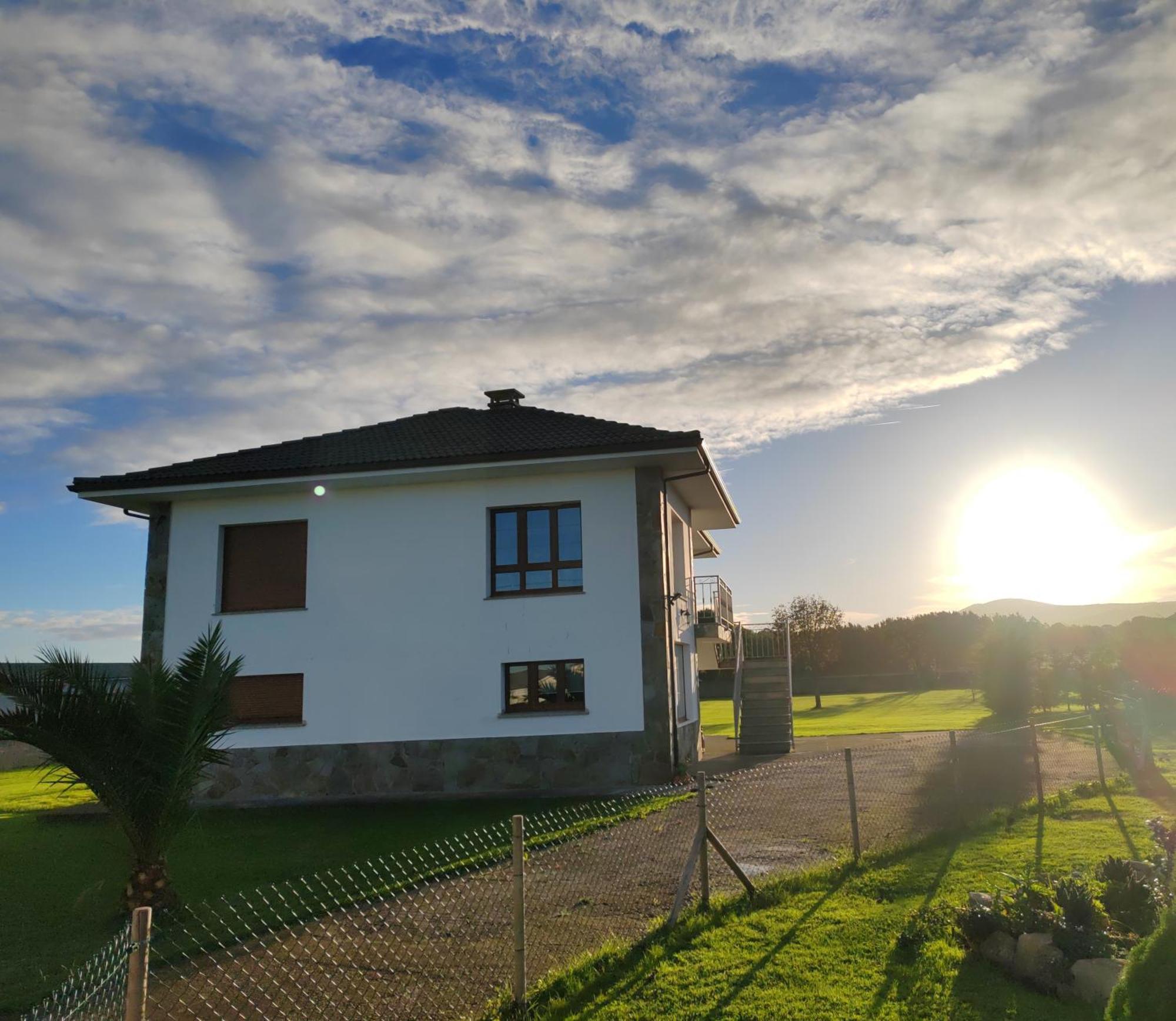 El Rancho Busto - Luarca Villa Buitenkant foto