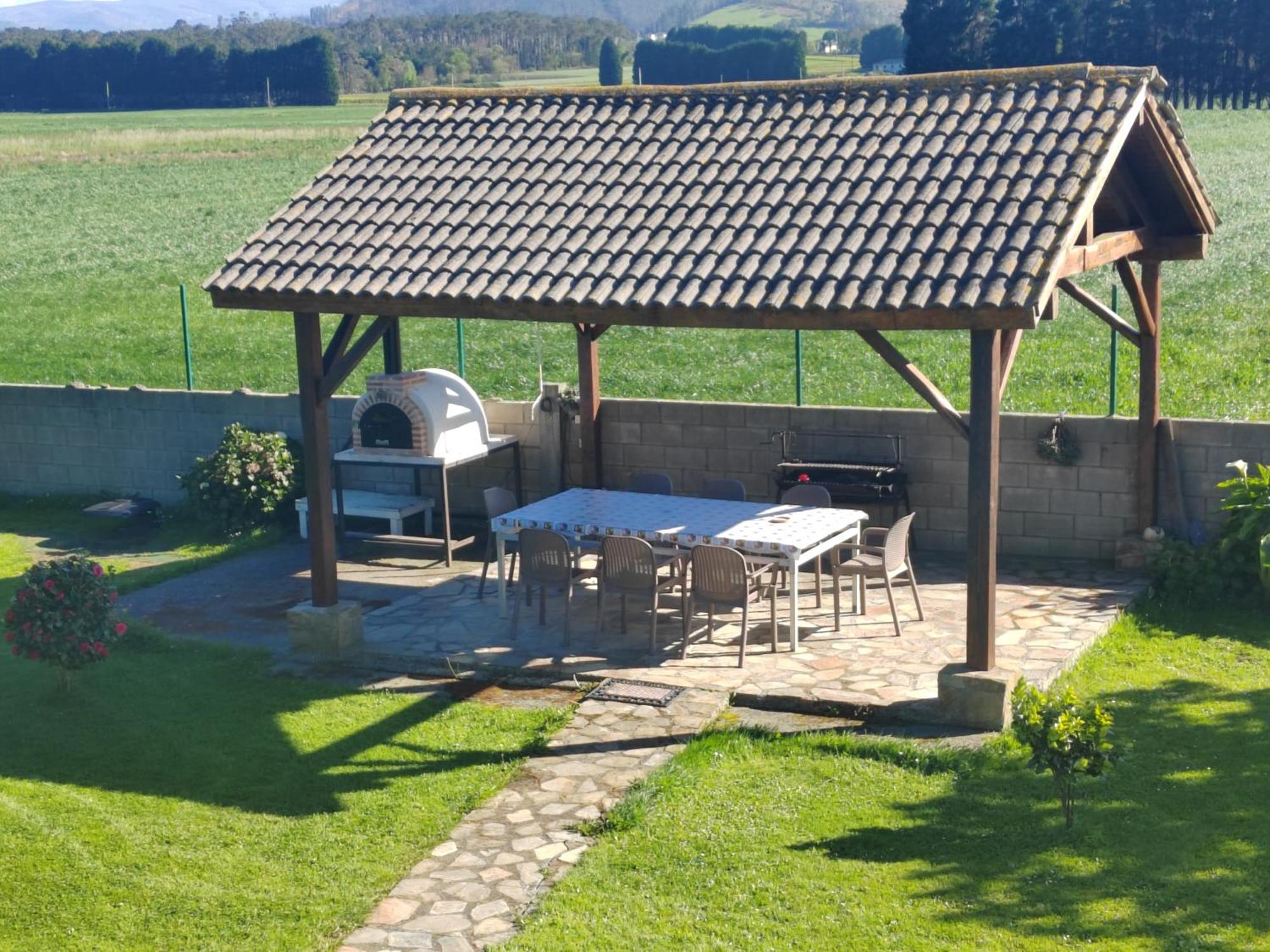 El Rancho Busto - Luarca Villa Buitenkant foto