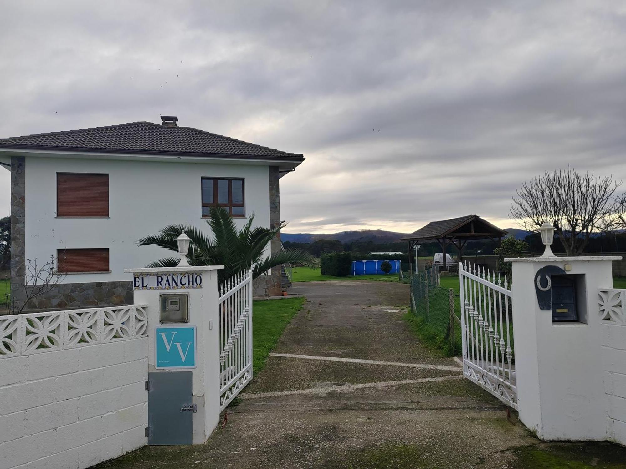 El Rancho Busto - Luarca Villa Buitenkant foto